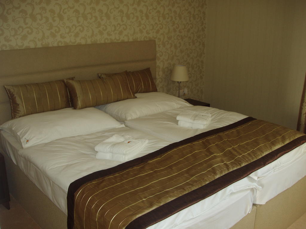 Hotel Predium Vráble Kamer foto