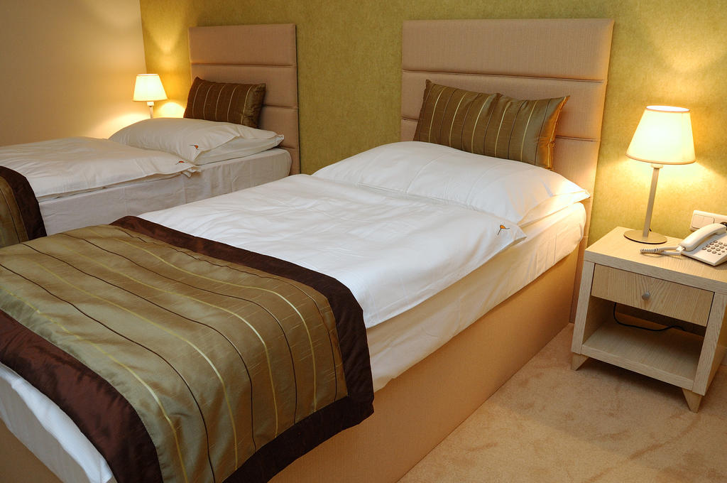 Hotel Predium Vráble Kamer foto